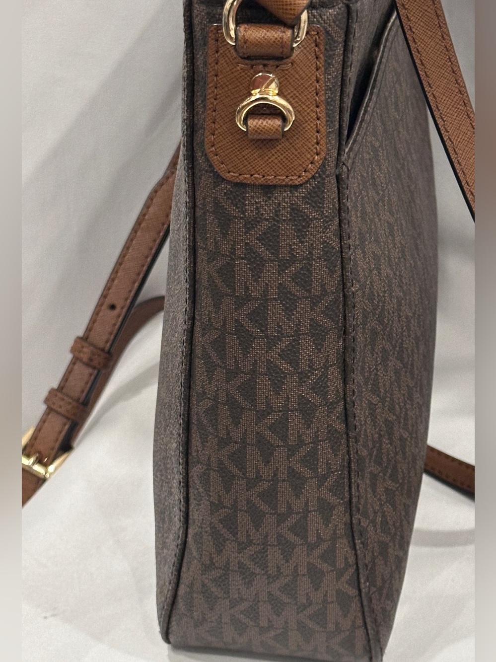 Michael Kors Woman Brown Signature Crossbody Bag - Picture 13 of 14
